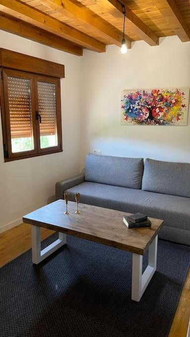 Ca La Trini Vivienda Vacacional Nava Eksteriør billede
