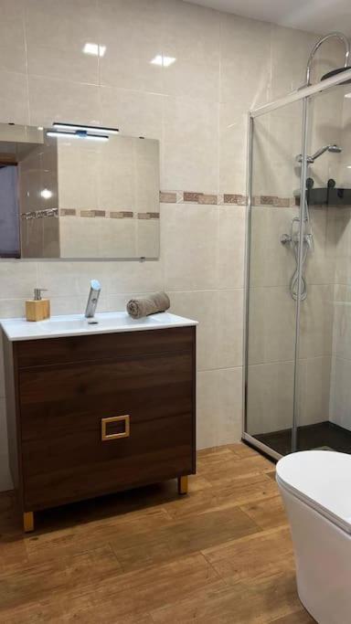 Ca La Trini Vivienda Vacacional Nava Eksteriør billede